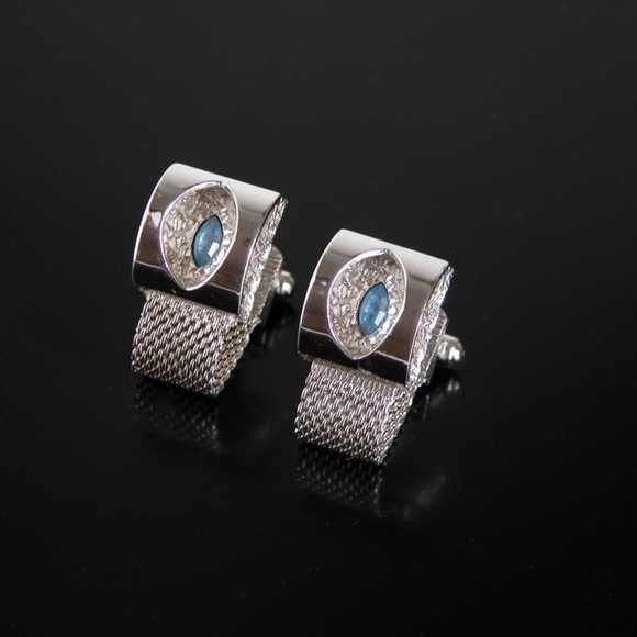 Vintage SWANK Wrap Around Lt Blue Stone Cufflinks - Picture 3 of 4